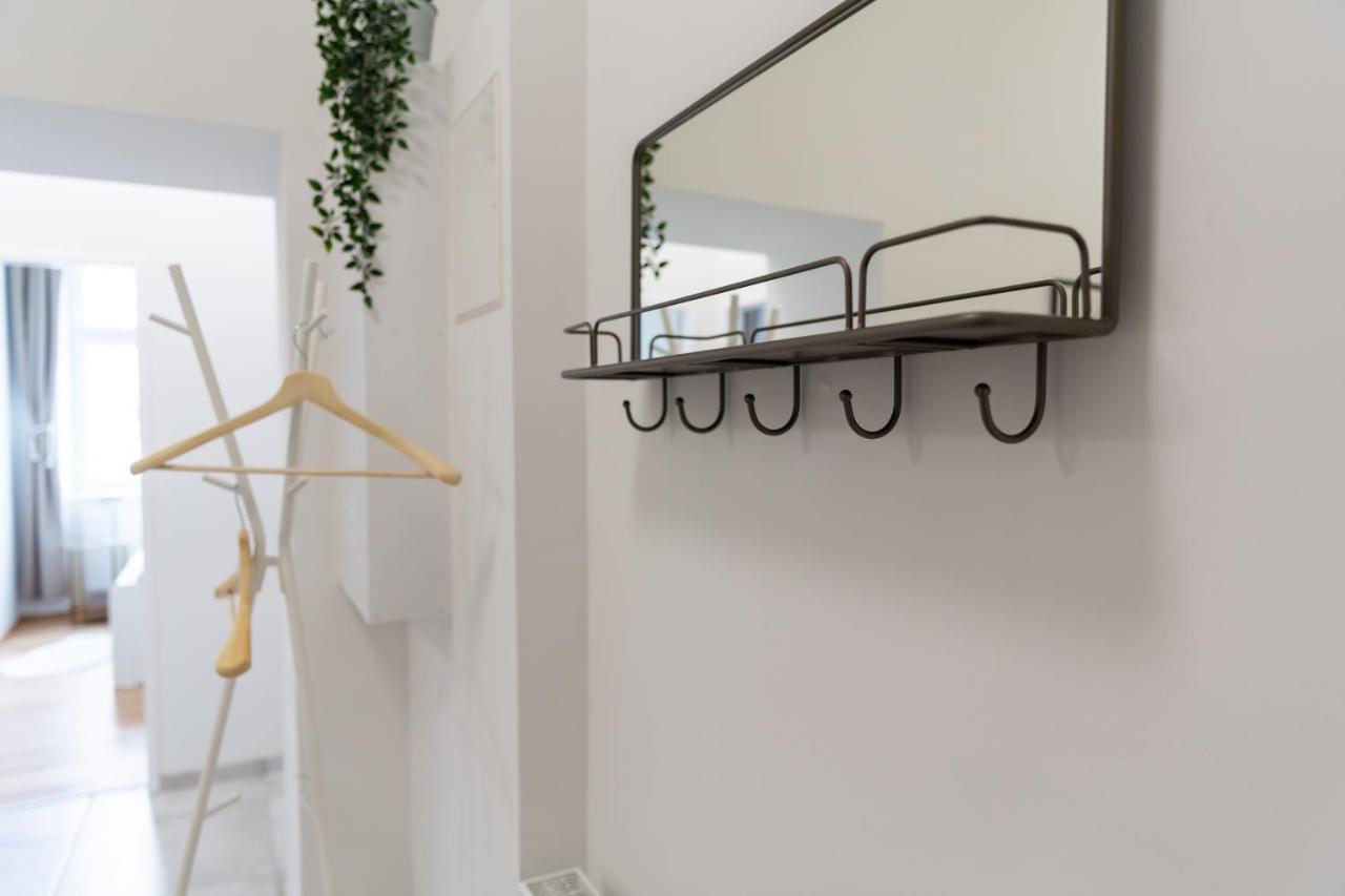Cozy, Generous City Apartment - 10 Min To City-Centre - Contactless 24H Check-In เวียนนา ภายนอก รูปภาพ