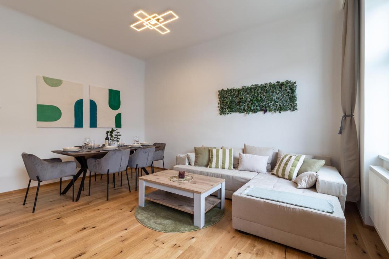 Cozy, Generous City Apartment - 10 Min To City-Centre - Contactless 24H Check-In เวียนนา ภายนอก รูปภาพ