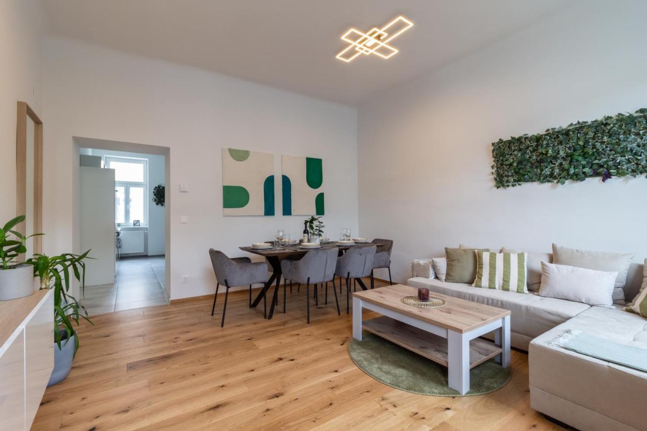 Cozy, Generous City Apartment - 10 Min To City-Centre - Contactless 24H Check-In เวียนนา ภายนอก รูปภาพ