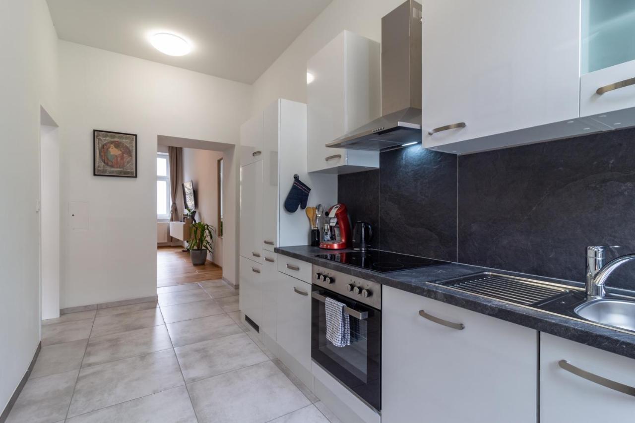 Cozy, Generous City Apartment - 10 Min To City-Centre - Contactless 24H Check-In เวียนนา ภายนอก รูปภาพ