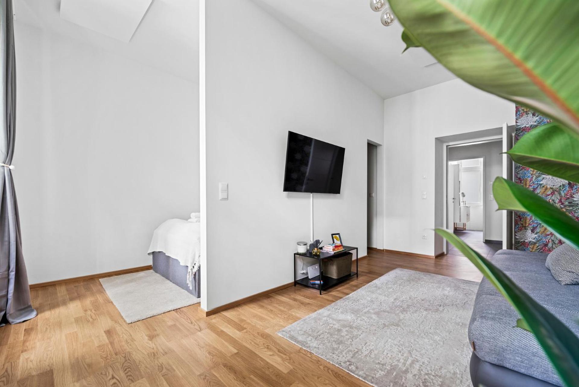 Cozy, Generous City Apartment - 10 Min To City-Centre - Contactless 24H Check-In เวียนนา ภายนอก รูปภาพ