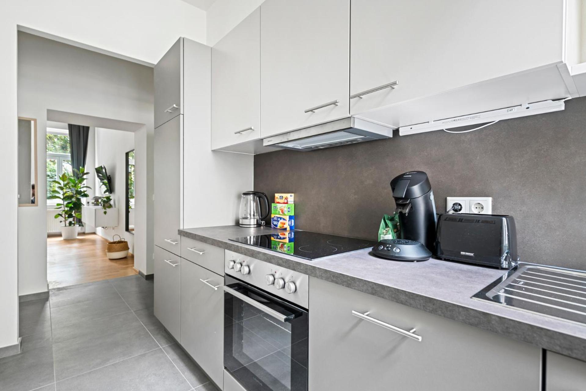 Cozy, Generous City Apartment - 10 Min To City-Centre - Contactless 24H Check-In เวียนนา ภายนอก รูปภาพ